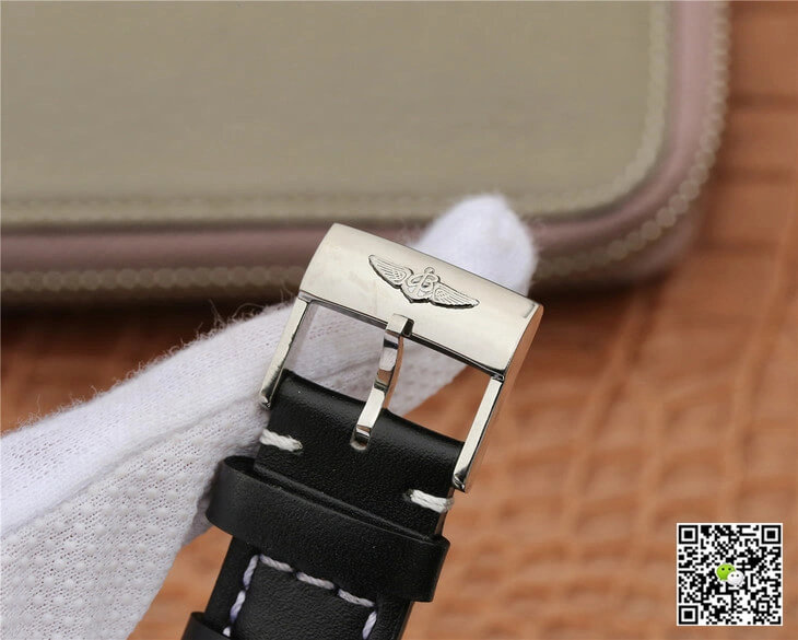 Breitling Colt Automatic A1738811 BD44 435X A20BA.1 GF Factory 1:1 Best Edition Replica Watch Black Strap